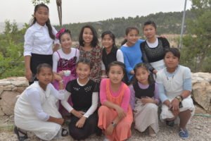 Becky with BM girls at her bat mitzvah